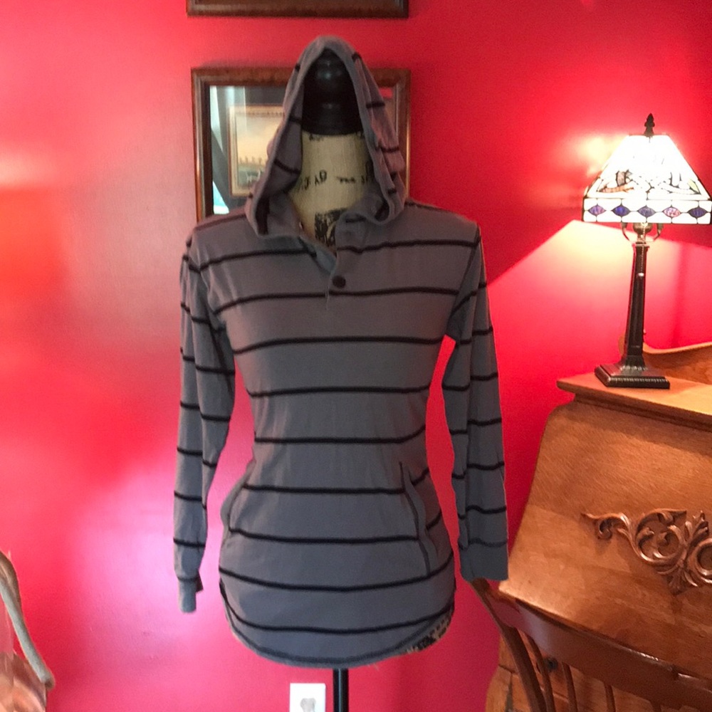 Shaun White Gray/Black Pullover